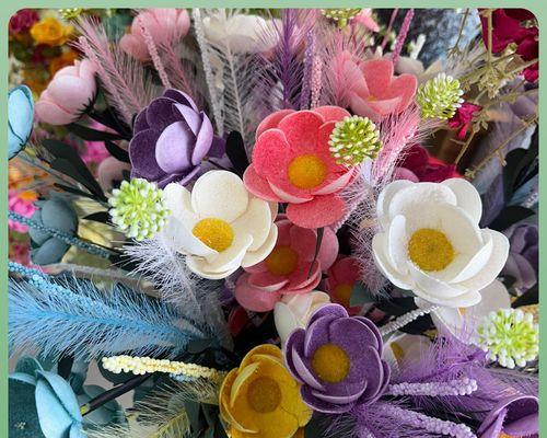 红玫瑰花苞假花的养护方法是什么？