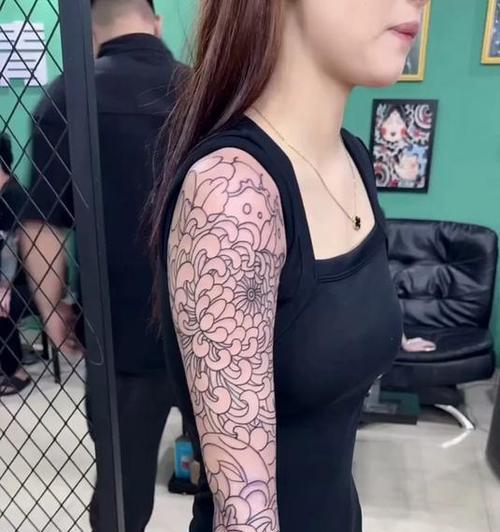 翻身花臂的花有哪些？