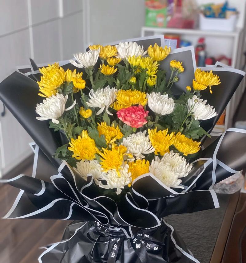 清明节时的花象征着什么？清明节时的花寓意有哪些？