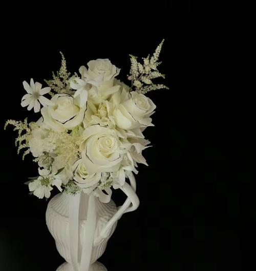 白色捧花代表什么寓意？它的含义是什么？