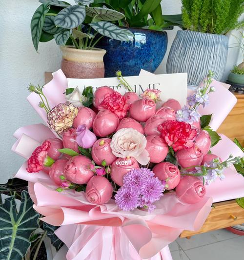粉色馒头玫瑰花代表什么？馒头玫瑰花的粉色寓意是什么？