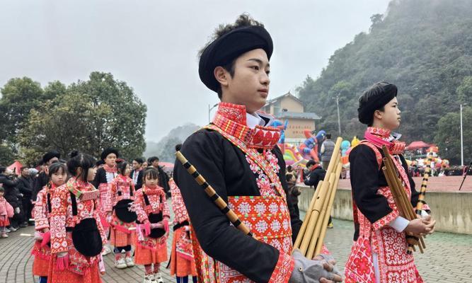 苗族跳花节有什么特别意义？传统活动是什么？