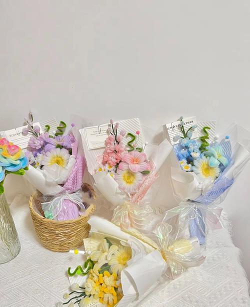 伴娘手捧花扭扭棒代表什么？扭扭棒花束的寓意是什么？