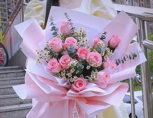 粉色玫瑰花的意义是什么？送粉色玫瑰花代表什么？