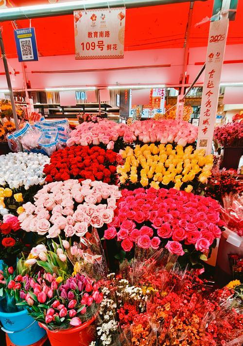 春节花街的含义和象征有哪些？