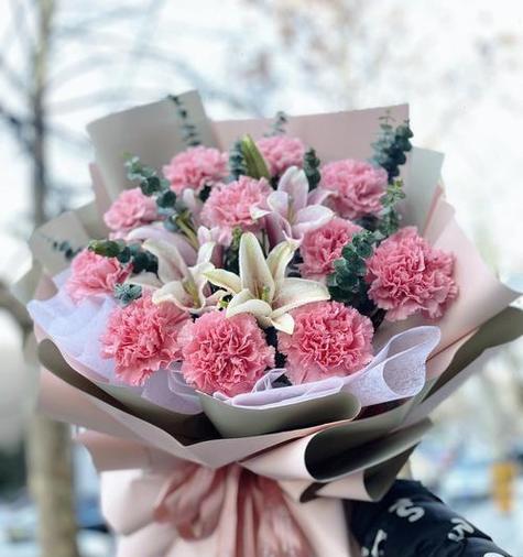 生日祝福花的美妙传达（以鲜花为祝福）